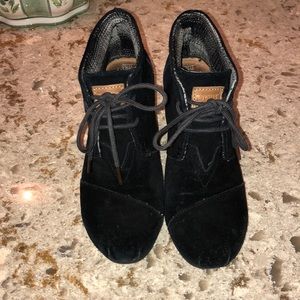 Toms Desert Wedge Booties